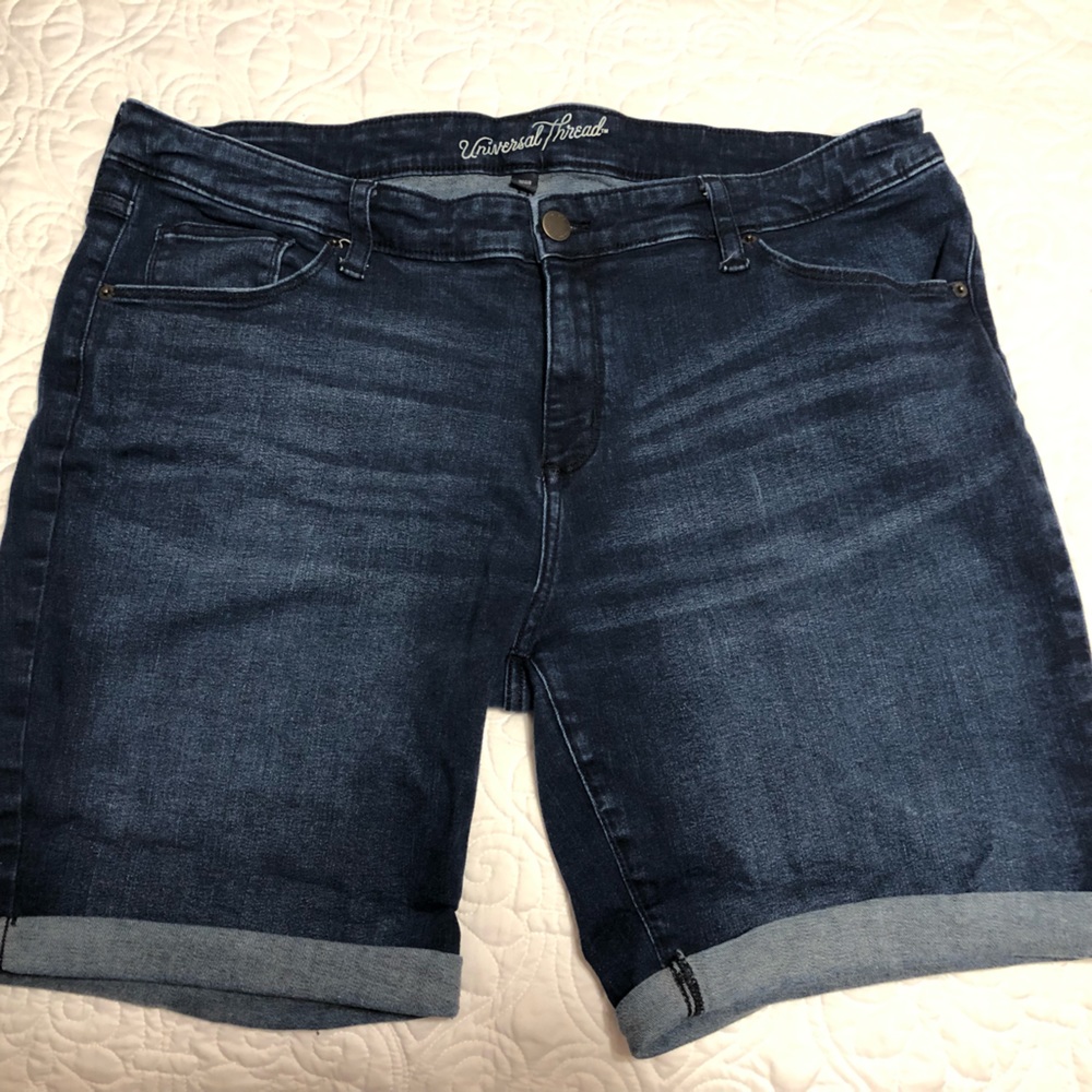 Universal Thread  denim shorts